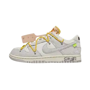 Off-White x Nike Dunk Low Lot 39 of 50