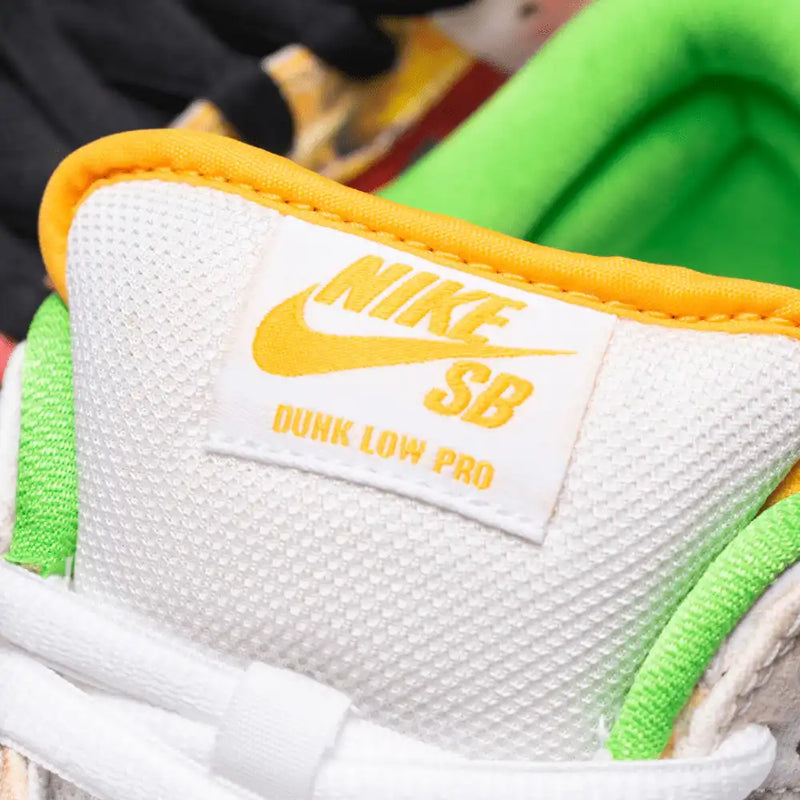 Nike SB Dunk Low Street Hawker