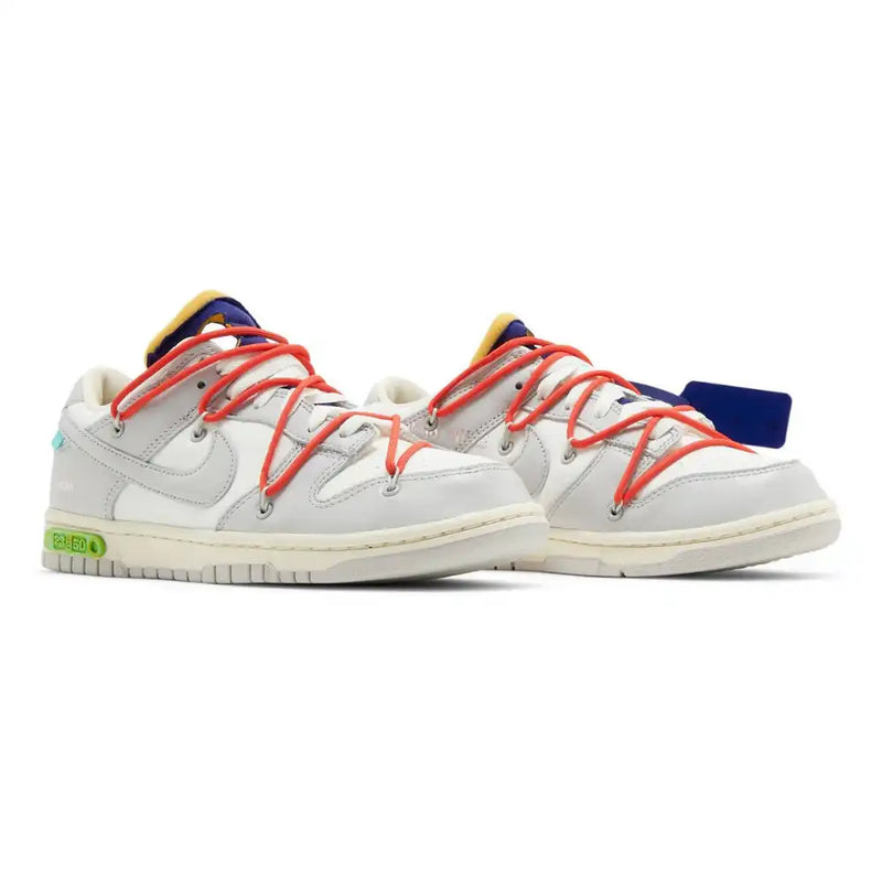 Off-White x Nike Dunk Low Lot 23 of 50