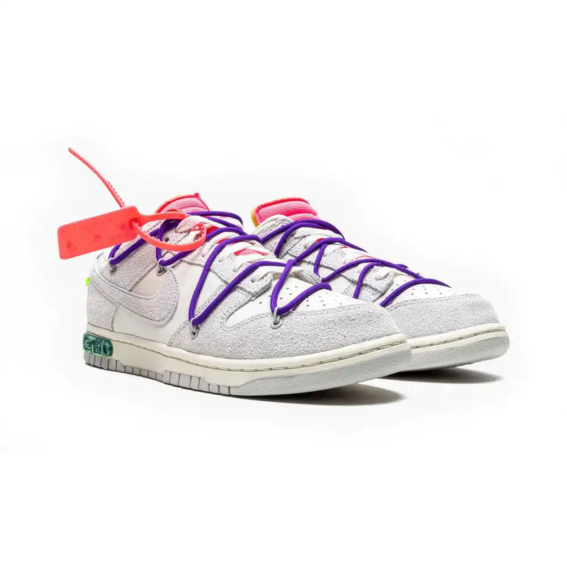 Off-White x Nike Dunk Low Lot 15 of 50