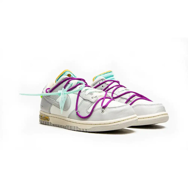 Off-White x Nike Dunk Low Lot 21 of 50